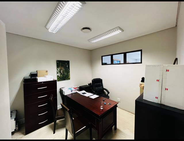 472M² OFFICE FOR SALE IN NELSPRUIT EXT 2
